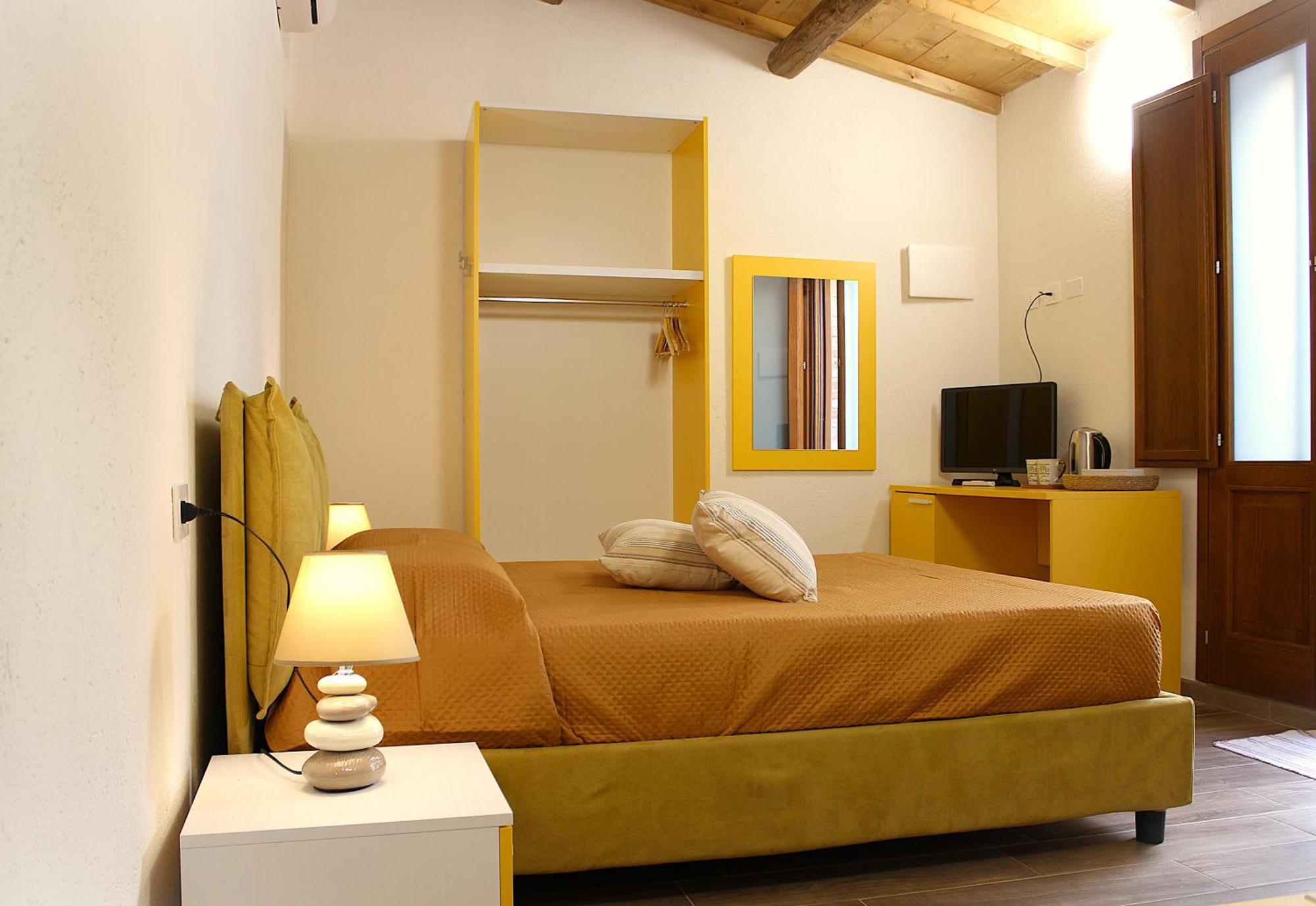 I Limoni Guesthouse Sissy Càbras Екстериор снимка